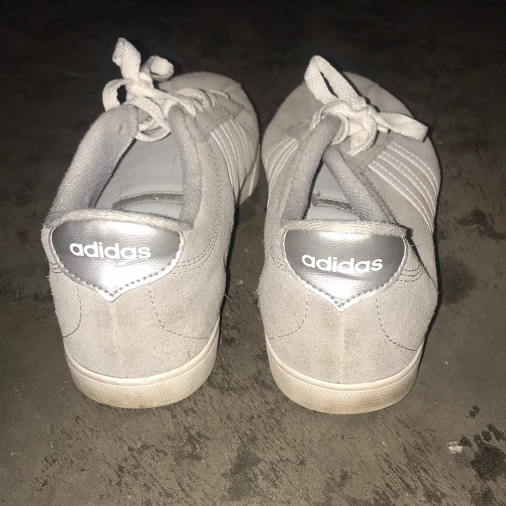 Adidas suede sneakers- 7.5 - Picture 3 of 5